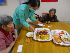 お楽しみおやつ　～和菓子バイキング～