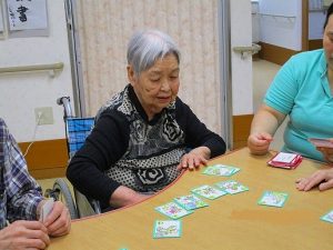 かるた取り…大東ショートステイホーム