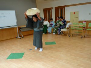 日本舞踊を鑑賞しました…麗扇会の皆様