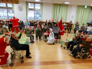 クリスマス会…ひだまりライフ大東・大東デイサービスセンター