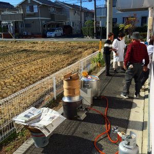 東前第一自治会３世代交流餅つき大会