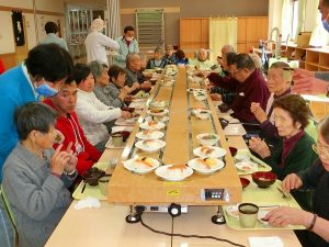 回転寿司…大東デイサービスセンター