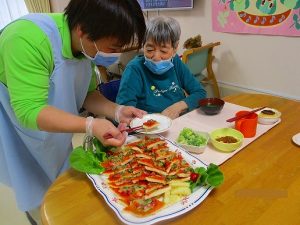 大東家の食卓…昼食バイキング