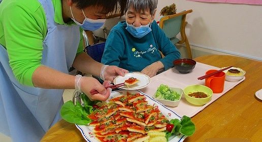 大東家の食卓…昼食バイキング