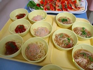 大東家の食卓…昼食バイキング