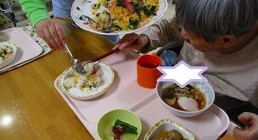 大東家の食卓…ちらし寿司バイキング