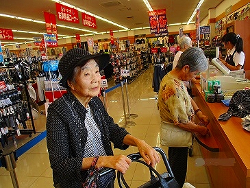 買い物ツアー…ひだまりライフ大東