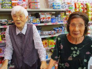 懐かしの駄菓子屋さんに行ってきました！