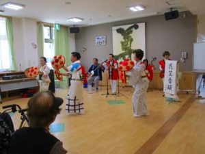 民謡、津軽三味線を披露していただきました♪…あうんの会の皆様