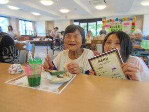 お誕生日会♪…大東グループホーム