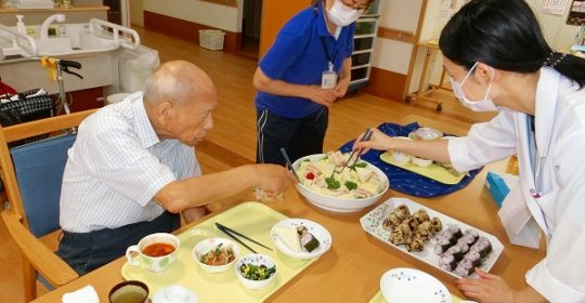 パン・おにぎりバイキング♪