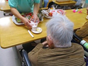 駄菓子バイキング♪…ゴールドライフ大東