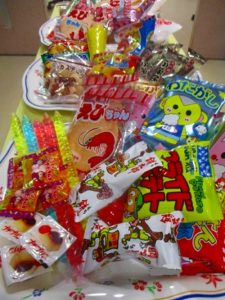 駄菓子バイキング♪…ゴールドライフ大東