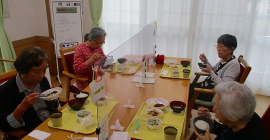 大東の食卓風景(^^)